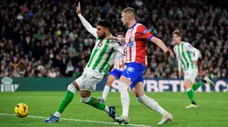 Girona gagal mengalahkan Real Betis setelah bermain imbang 1-1. (CRISTINA QUICLER / AFP)