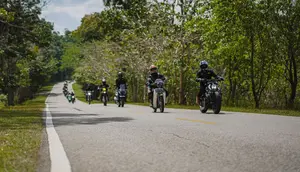 Touring 600 Km di Sumba Bisa Didapat dari Beli Pelumas