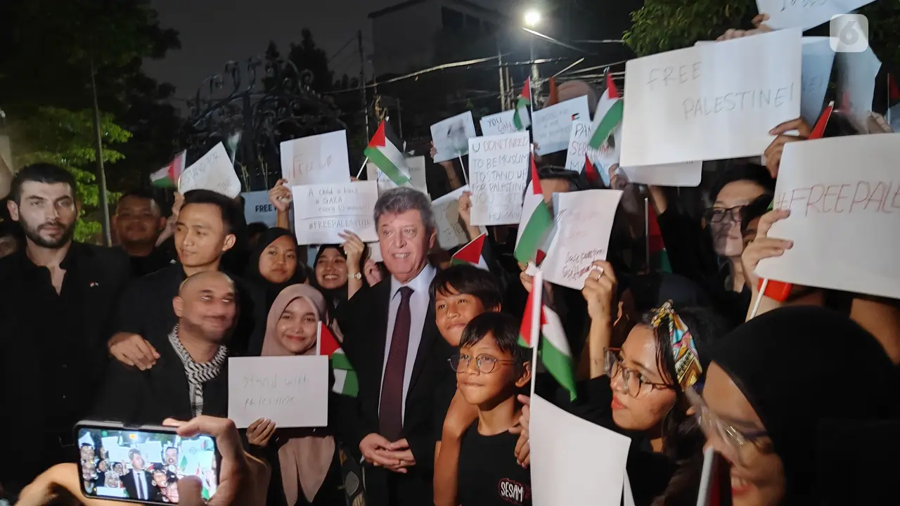 Aksi Solidaritas untuk Warga Palestina