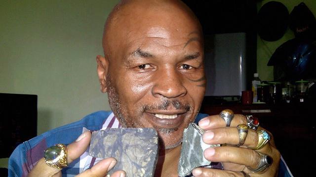 6 Editan Foto Mike Tyson Jika Tinggal di Indonesia Ini Kocak