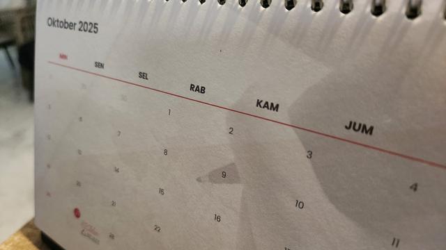 Ilustrasi kalender
