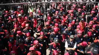 Ratusan buruh yang tergabung dalam Jamkes Watch dan KSPI serbu kantor BPJS, Jakarta, Rabu (17/9/2014) (Liputan6.com/Faizal Fanani)
