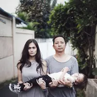 Lebaran sudah di depan mata. Seperti banyak dimanfaatkan oleh masyarakat, Hari Raya Lebaran selalu dimanfaatkan untuk berkumpul keluarga besarnya. (Instagram/ringgoagus)