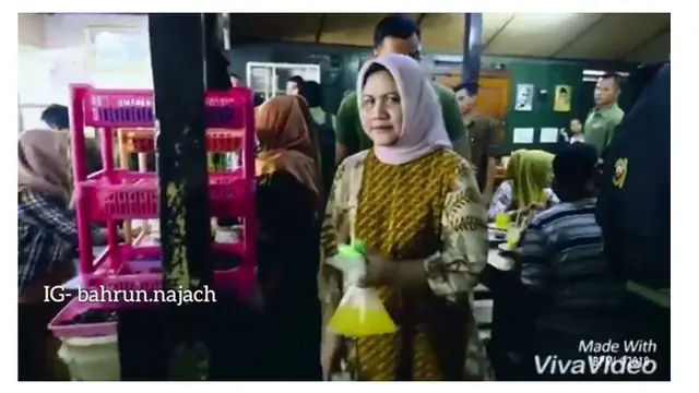 8 Bukti Kesederhanaan Iriana Jokowi