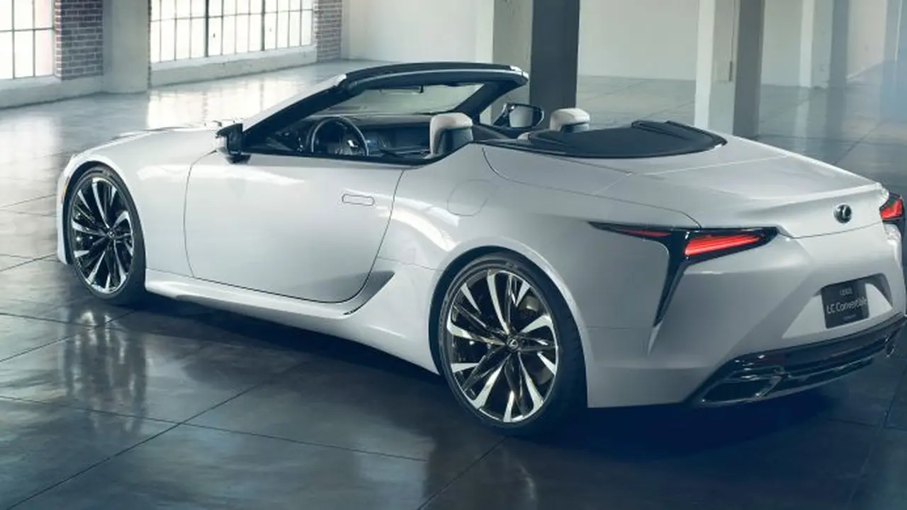 Lexus LC Convertible Concept