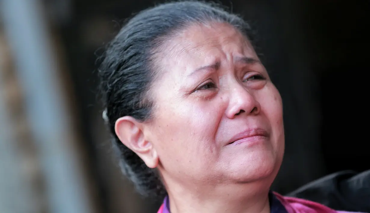 Mengenai saat-saat terakhir Mike sebelum meninggal, Amin mengatakan kondisi putranya keadaan sehat. Ironisnya, kata-kata terakhir Mike yang diingat Amin sebelum putranya meninggal adalah Mike mengatakan lelah dan ingin tidur. (Adrian Putra/Bintang.com)