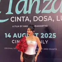 Ariel Tatum kembali pancarkan aura memikat di premiere film La Tahzan (@arieltatum)