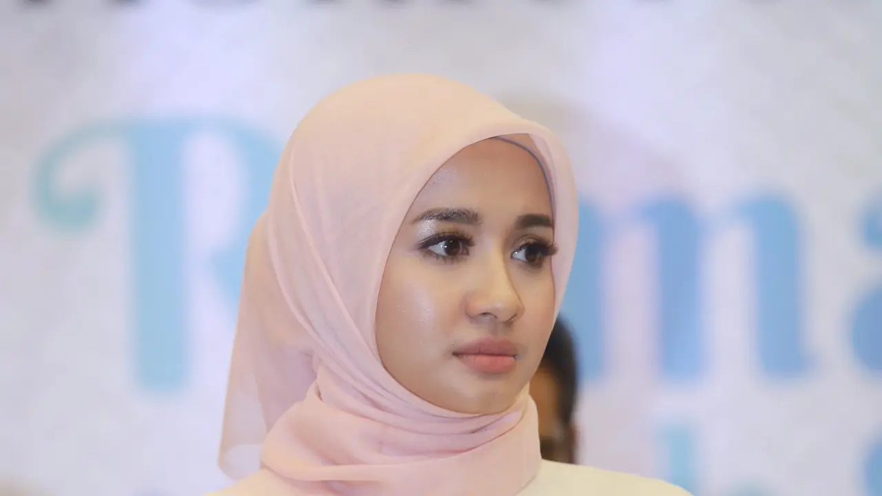 [Bintang] Laudya Cynthia Bella