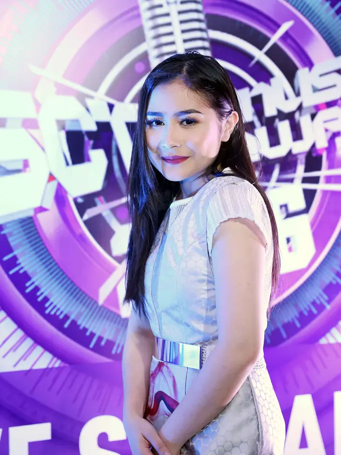 [Bintang] Prilly Latuconsina