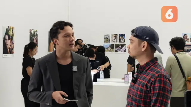 Nicholas Saputra dan David Gadgetin