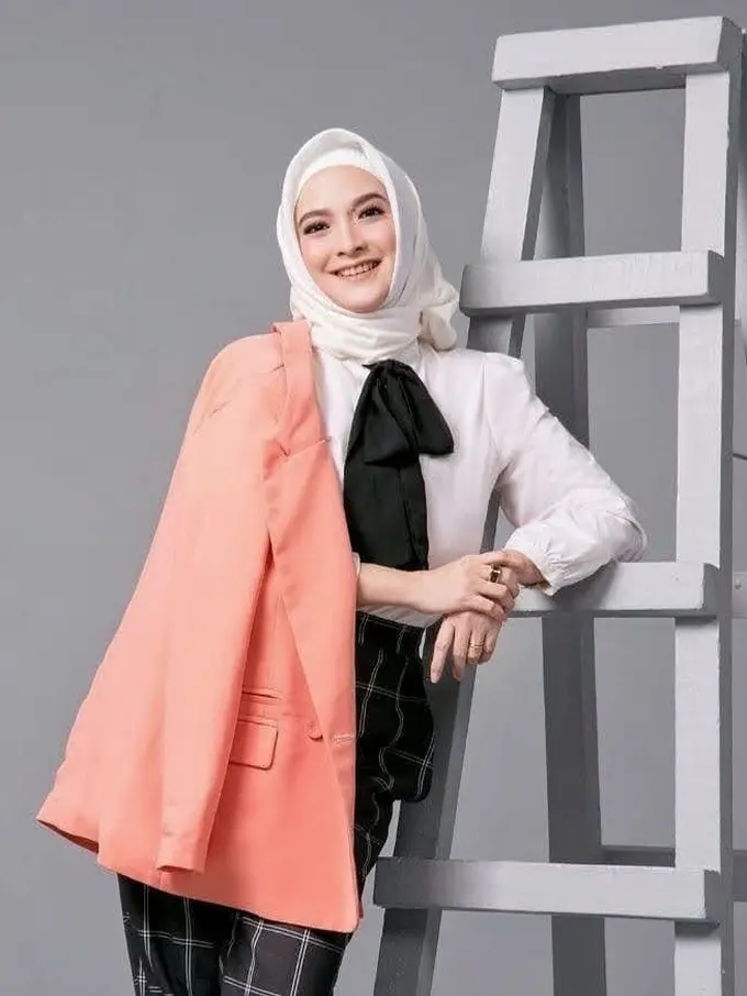 Andhara Early (Instagram/roymanella)