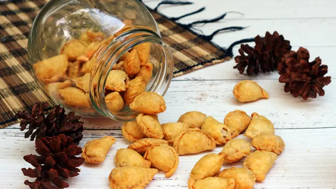 Resep Pastel Mini Isi Abon Renyah dan Gurih