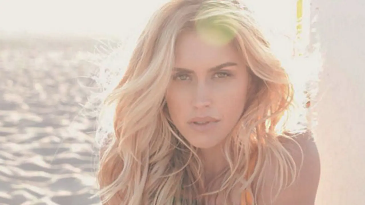 Kayla Rae Reid (Daily Mirror)