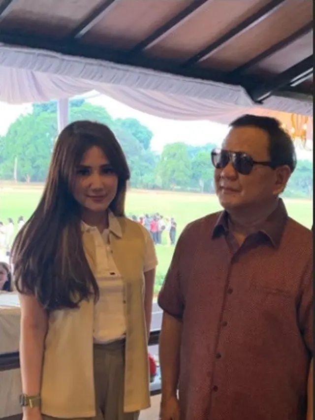 7 Potret Sosok Calon Istri Dhani Wirianata, Ajudan Pribadi Prabowo