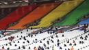 Suasana tribun saat pertandingan antara West Ham United melawan Manchester United di Stadion London, Sabtu (5/12/2020). (Adam Davy / Pool via AP)