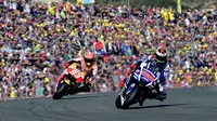 Mulai Tertinggal dari Marquez, Lorenzo Peringatkan Yamaha