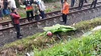 Pasangan suami istri tewas tertabrak kereta api di Kecamatan Kebonpedes Kabupaten Sukabumi (Liputan6.com/Fira Syahrin).