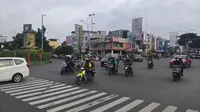 Arus lalu lintas di Jalan Raya Margonda, Kota Depok. (Liputan6.com/Dicky Agung Prihanto)