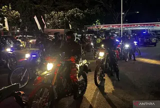 300 personel gabungan untuk menggelar patroli malam di seluruh wilayah Kota Bandung. Foto: ANTARA/Rubby Jovan