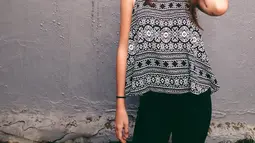 Perempuan kelahiran 18 Juni 2004 termasuk dalam seleb muda yang sedang naik daun. Ia kerap bermain di sinetron-sinetron hits. Terbaru, Laura ikut bermain di sinetron Cinta Tapi Benci. (Liputan6.com/IG/@laurabbasjackson)