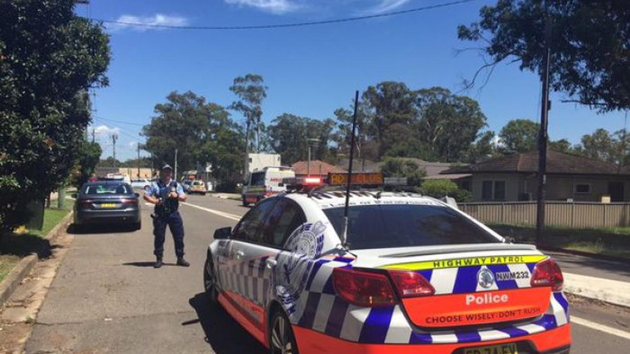 Ancam Petugas di Markas Polisi Sydney, Pria Berpisau Ditembak