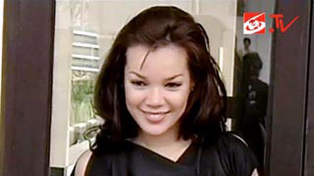 Dewi Sandra Antara Model Dengan Nyanyi Showbiz Liputan6 Com