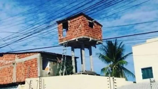 6 Bentuk Bangunan Ini Nyeleneh Banget, Ada yang Setipis Tisu