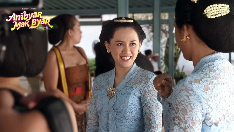 Ambyar Mak Byar: Film dan Soundtrack yang Menggugah Hati Pecinta Musik dan  Cinta - ShowBiz Liputan6.com