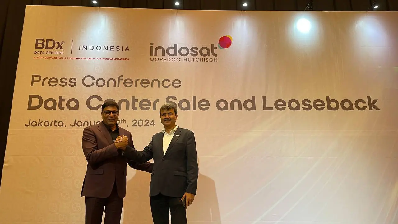 Indosat mengumumkan telah melepas kepemilikan seluruh data center mereka yang totalnya berjumlah dalam perjanjian dengan BDx Indonesia