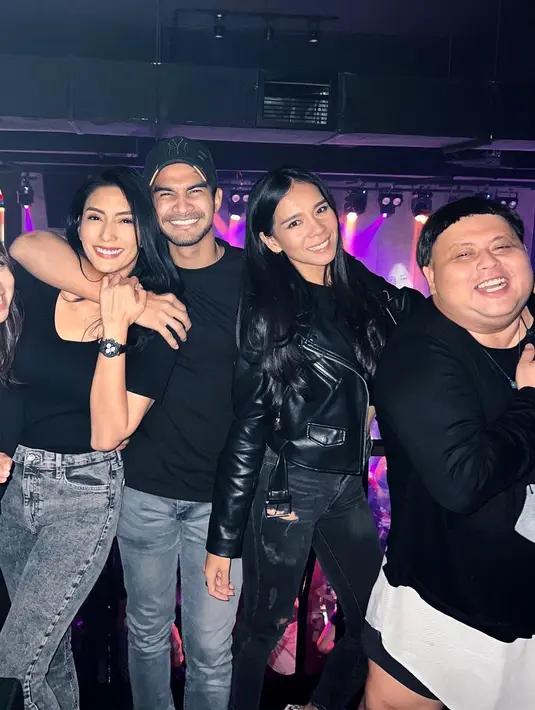 Tyas Mirasih dan Tengku Tezi semakin lengket (Instagram/tyasmirasih)