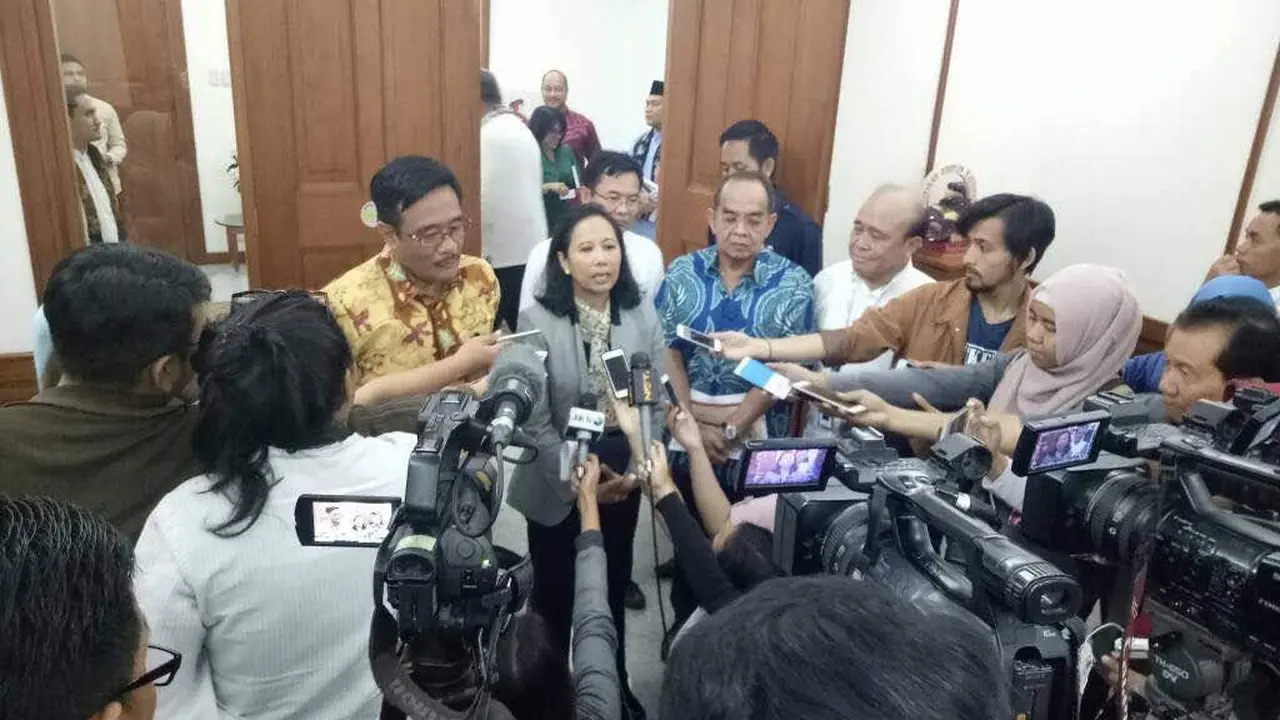 Djarot Saiful Hidayat dan Menteri BUMN Rini Soemarno