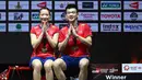 Sebagai unggulan kedua, Zheng/Huang berhasil menjuarai Thailand Open 2022 pada pertengahan bulan Mei. Mereka berhasil menumbangkan wakil tuan rumah sekaligus unggulan pertama, Dechapol Puavaranukroh/Sapsiree Taerattanachai dengan skor 21-12, 18-21, dan 21-14. (AFP/Lillian Suwanrumpha)