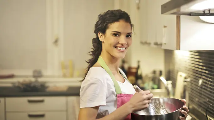 illustrasi wanita masak