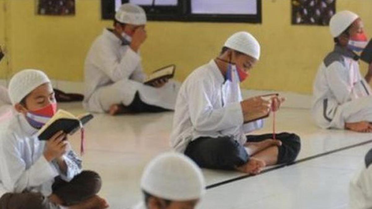 Berita Pondok Pesantren Imam Bukhari Hari Ini - Kabar Terbaru Terkini