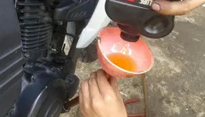 Percuma Rutin Ganti Oli Kalau Komponen Kecil Ini Jarang Dibersihkan