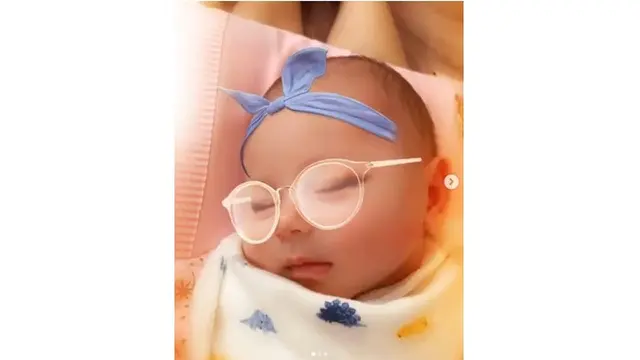 6 Potret Tumbuh Kembang Arabella Anak Aura Kasih dari Lahir Hingga Genap Setahun