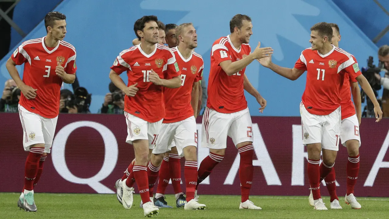 FOTO: Mohamed Salah Tak Berdaya, Rusia Bungkam Mesir
