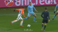 Berita video highlights Liga Champions 2017-2018, Shakhtar Donetsk vs Manchester City, dengan skor 2-1. This video presented by BallBall.