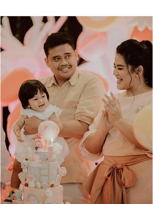 6 Potret Menggemaskan Sedah Mirah, Cucu Perempuan Jokowi