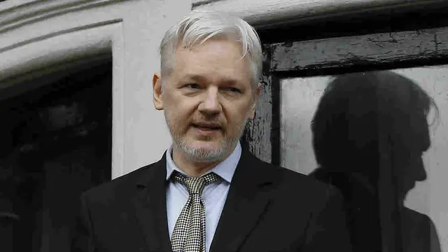 Pendiri Wikileaks Muncul di Amerika