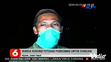 Seorang pengemudi ojek online tergeletak di depan warung makan dengan nafas yang terengah-engah. Warga tidak ada yang berani mendekati untuk menolong karena curiga terjangkit virus corona.