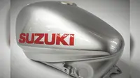 Suzuki resmi memproduksi lagi tangki motor Katana