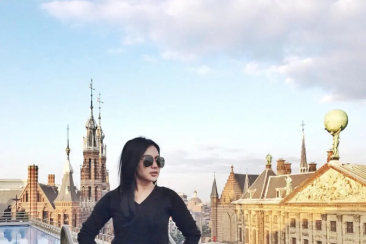 Berbagai Macam Gaya Rambut Syahrini yang Terlihat Elegan