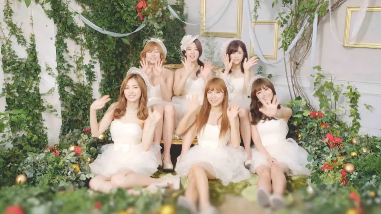 Rilis Lagu Natal, A Pink Dapat Sambutan Hangat