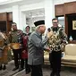 Wakil Presiden (Wapres) Ma’ruf Amin, saat menerima audiensi Komisaris Utama PT. Dana Tabungan dan Asuransi Pegawai Negeri (Taspen), Suhardi Alius beserta jajaran di Kediaman Resmi Wakil Presiden, Jakarta Pusat. (Foto: BPMI Setwapres)