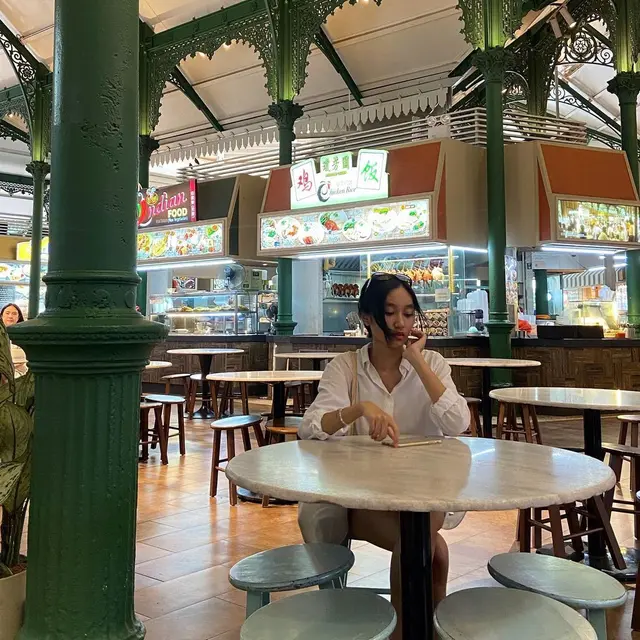 Diundang Petinggi Charles & Keith, Ini 6 Potret Zoe Gabriel Remaja Viral Usai Dibully