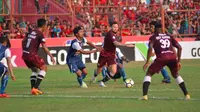 Duel PSM vs Arema di Stadion Andi Mattalatta Mattoangin, Makassar, Minggu (14/10/2018). (Bola.com/Abdi Satria)