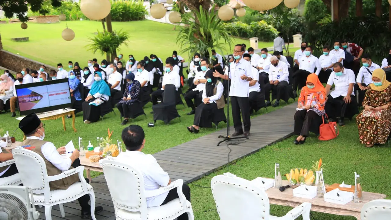 Bupati Banyuwangi Minta Masukan Dokter sampai Perawat Jelang Diberlakukan New Normal