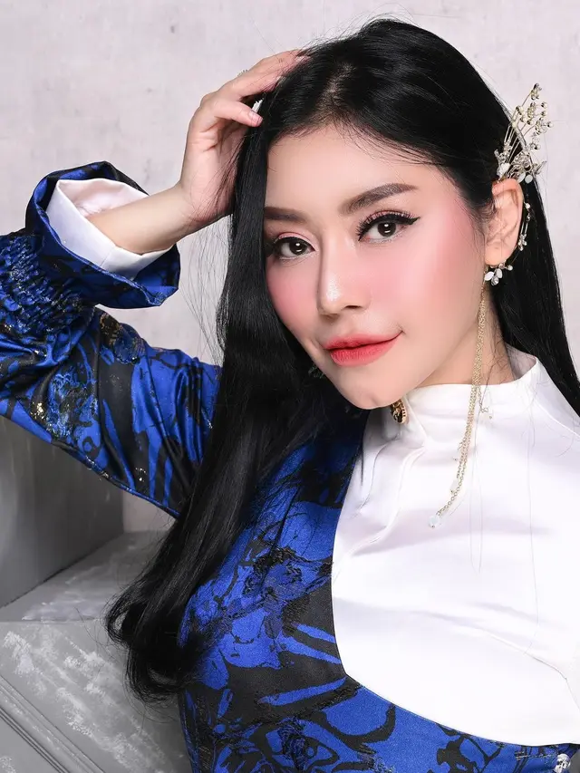 Princess Baby Sexyola (https://www.instagram.com/p/CPGg0b6sNbc/)