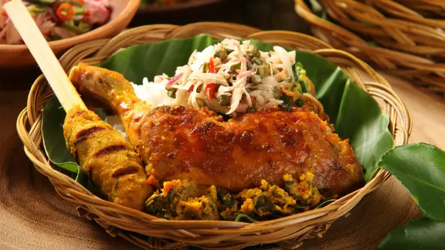 4 Tempat Makan Nasi Campur Terkenal di Bali, Enaknya Dijamin Nagih